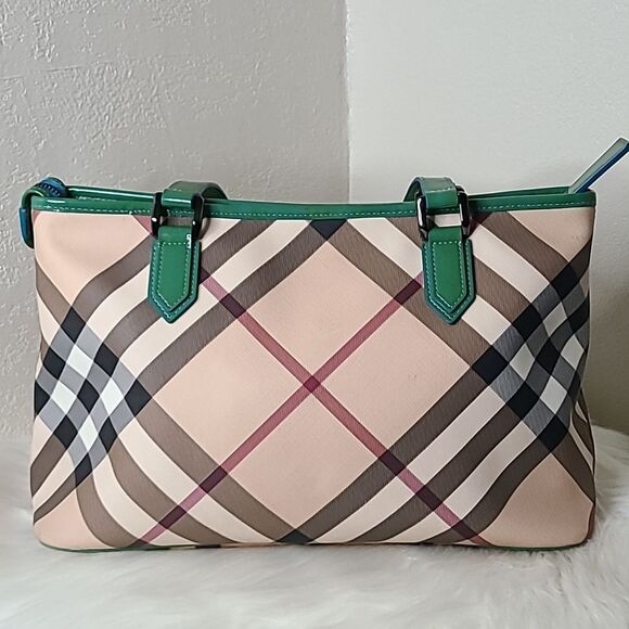 💯 Authentic Burberry Novacheck Tote Bag 🍀 - Picture 6 of 15